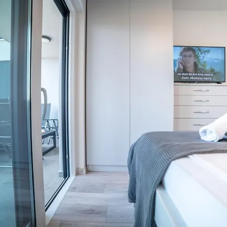 Apartamento Luxury Karigo 5 *