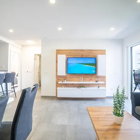 Apartment Luxury Karigo 5 Makarska